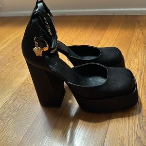 Versace Sarin Platforms! Worn Once